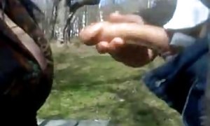 美国派赤裸裸的拖车上手淫38的胸部