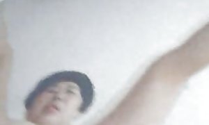赤裸裸的热荡妇过来裸男人